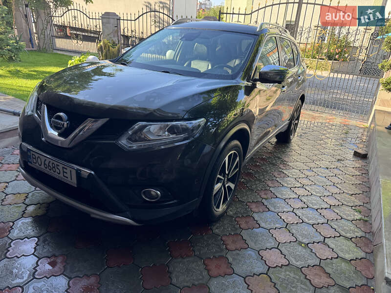 Позашляховик / Кросовер Nissan X-Trail 2016 в Тернополі