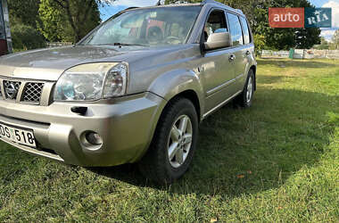 Внедорожник / Кроссовер Nissan X-Trail 2005 в Маневичах