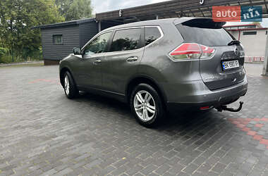 Внедорожник / Кроссовер Nissan X-Trail 2015 в 