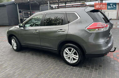 Внедорожник / Кроссовер Nissan X-Trail 2015 в 