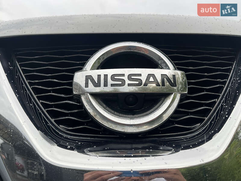 Позашляховик / Кросовер Nissan X-Trail 2015 в Рівному