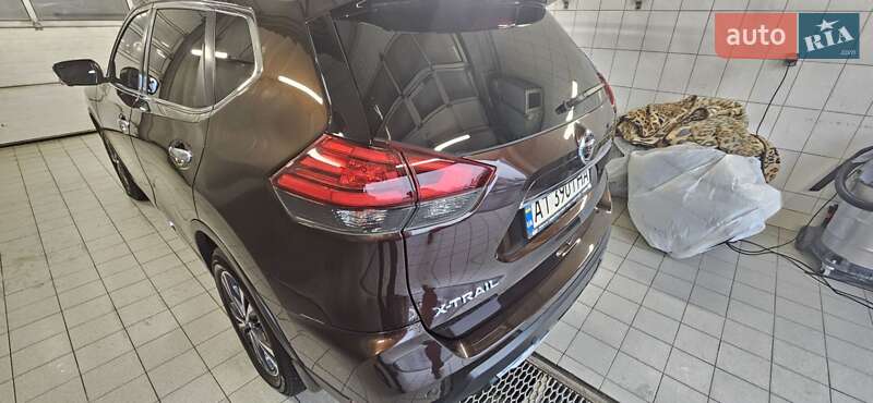 Внедорожник / Кроссовер Nissan X-Trail 2021 в Косове