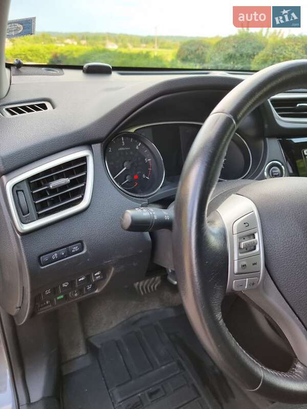 Внедорожник / Кроссовер Nissan X-Trail 2017 в Богуславе