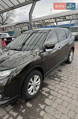 Внедорожник / Кроссовер Nissan X-Trail 2015 в Полтаве