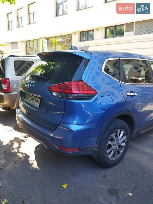 Внедорожник / Кроссовер Nissan X-Trail 2018 в Киеве