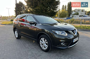 Внедорожник / Кроссовер Nissan X-Trail 2017 в Киеве