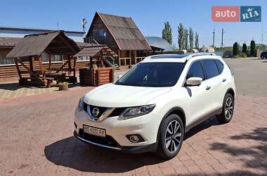 Позашляховик / Кросовер Nissan X-Trail 2017 в Первомайську