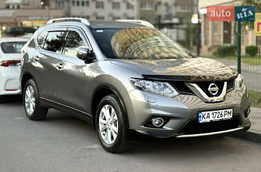 Внедорожник / Кроссовер Nissan X-Trail 2016 в Киеве