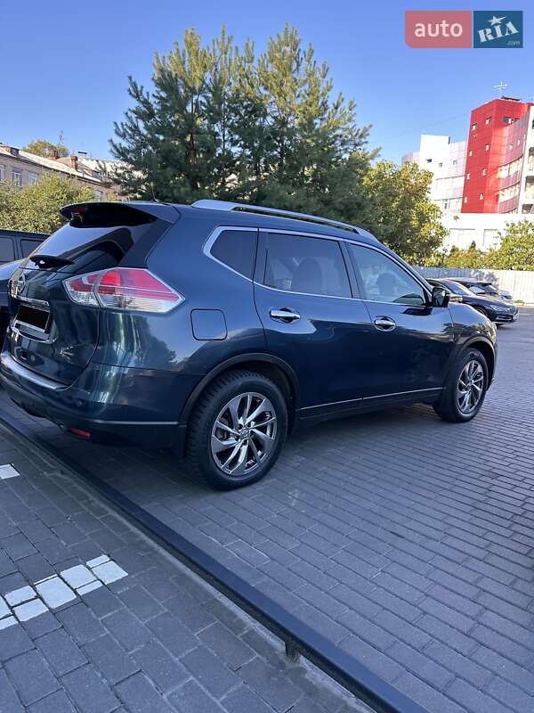 Позашляховик / Кросовер Nissan X-Trail 2015 в Харкові