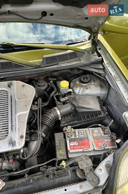 Внедорожник / Кроссовер Nissan X-Trail 2003 в 