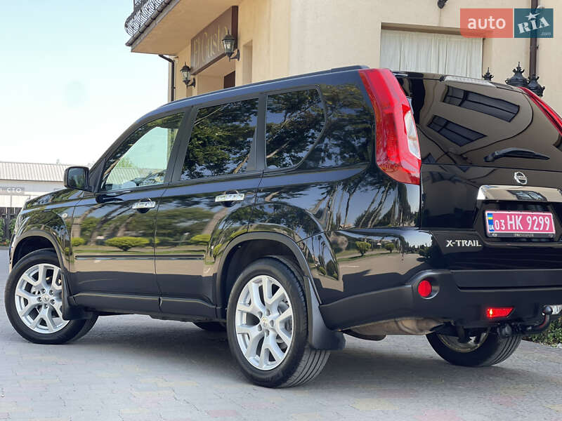 Внедорожник / Кроссовер Nissan X-Trail 2012 в Стрые