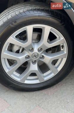 Позашляховик / Кросовер Nissan X-Trail 2012 в 