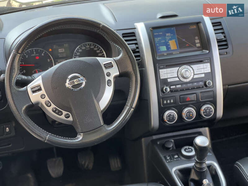 Внедорожник / Кроссовер Nissan X-Trail 2012 в Стрые