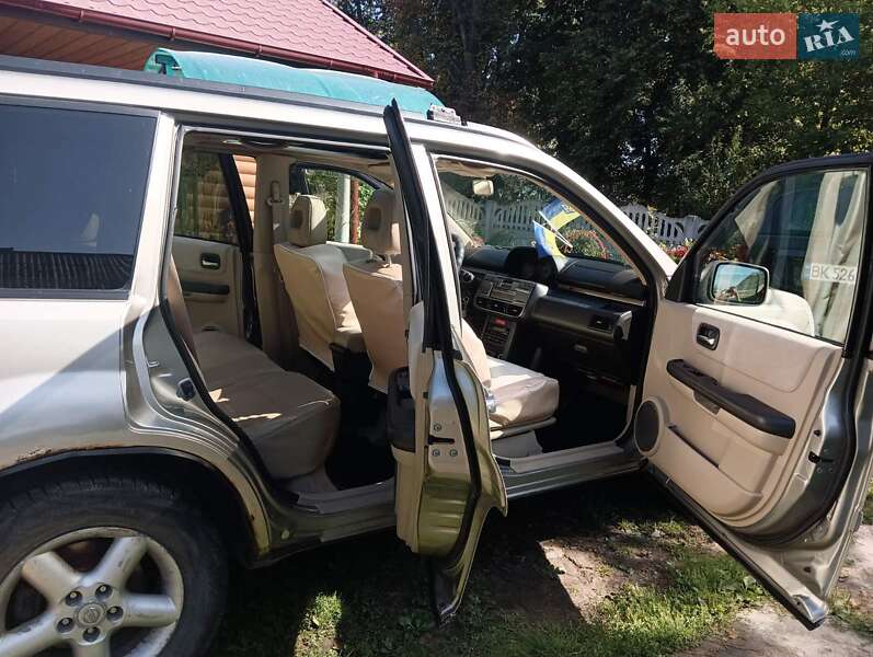 Внедорожник / Кроссовер Nissan X-Trail 2002 в Звягеле