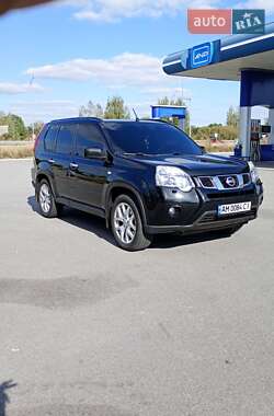 Внедорожник / Кроссовер Nissan X-Trail 2012 в Звягеле