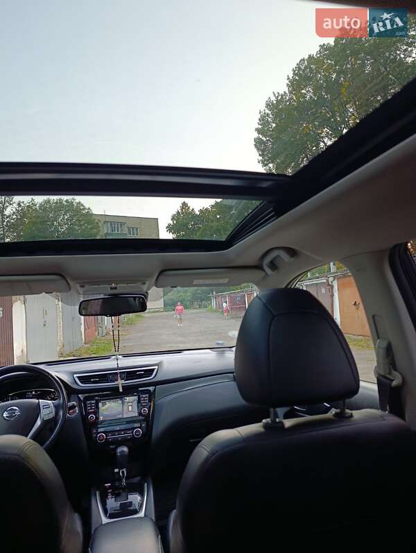 Позашляховик / Кросовер Nissan X-Trail 2017 в Івано-Франківську