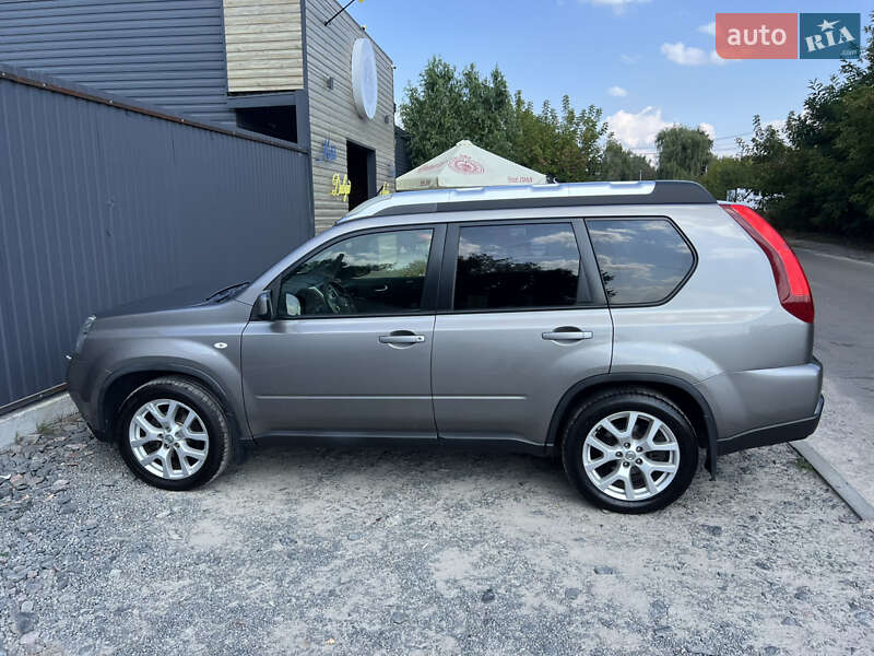 Внедорожник / Кроссовер Nissan X-Trail 2013 в Киеве