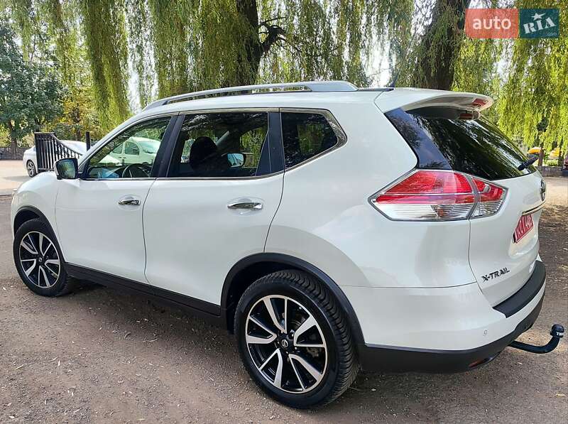 Внедорожник / Кроссовер Nissan X-Trail 2017 в Надворной