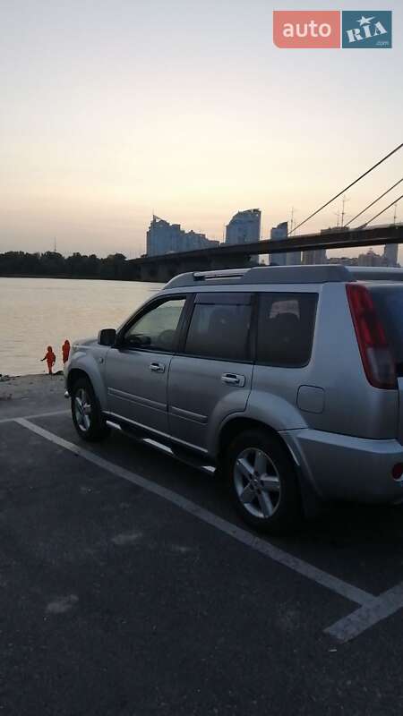 Внедорожник / Кроссовер Nissan X-Trail 2005 в Киеве фото 6 Внедорожник / Кроссовер Nissan X-Trail 2005 в Киеве