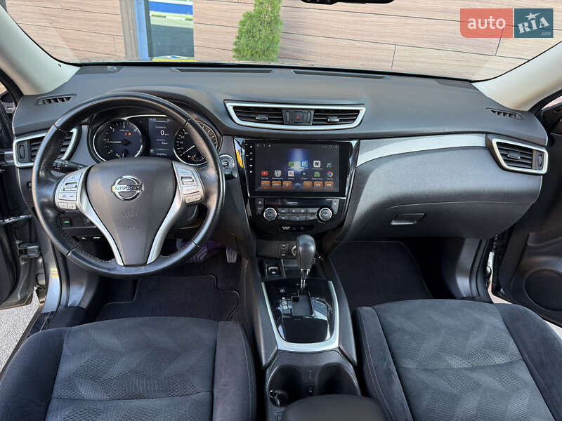 Внедорожник / Кроссовер Nissan X-Trail 2016 в Киеве