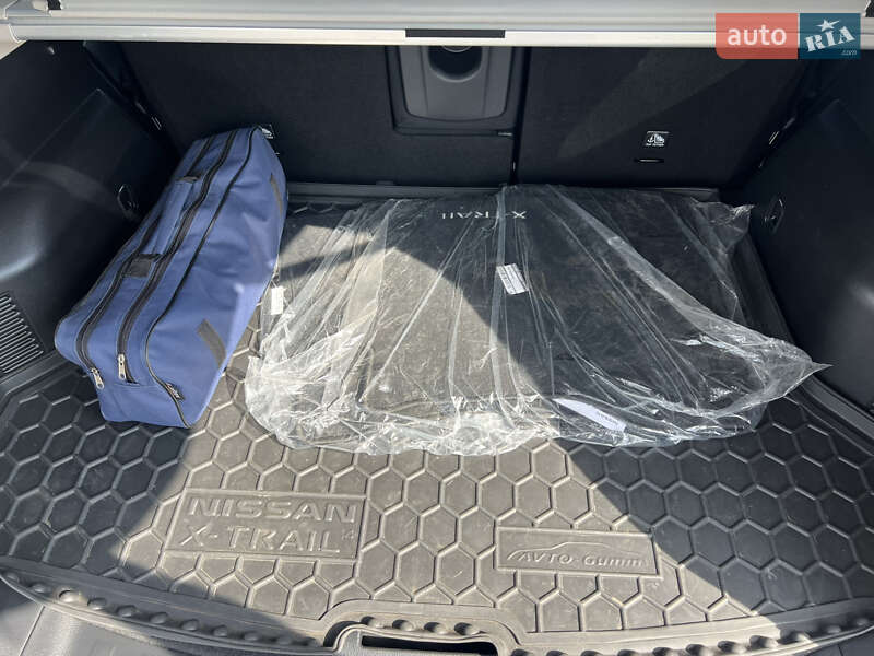 Внедорожник / Кроссовер Nissan X-Trail 2021 в Киеве