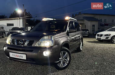 Внедорожник / Кроссовер Nissan X-Trail 2008 в 