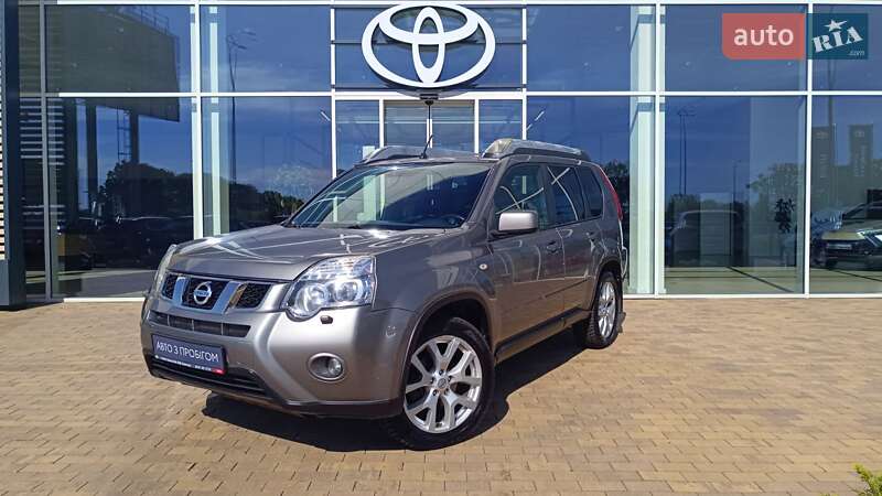 Nissan X-Trail 2014