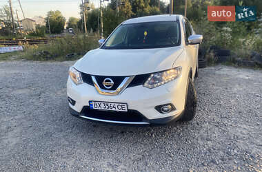 Внедорожник / Кроссовер Nissan X-Trail 2017 в Львове