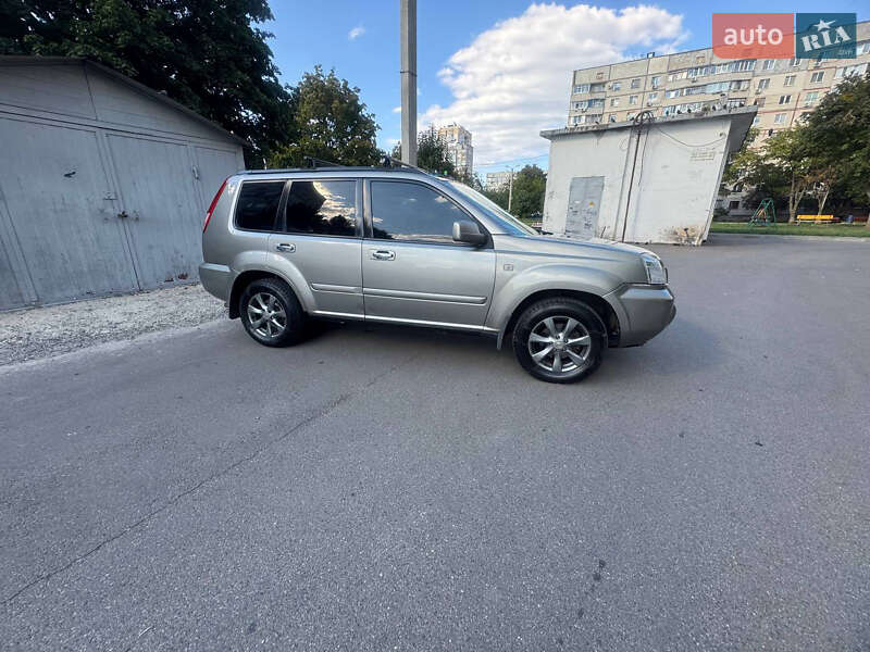 Внедорожник / Кроссовер Nissan X-Trail 2006 в Харькове