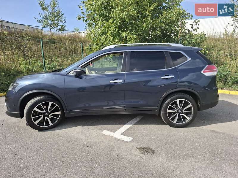 Позашляховик / Кросовер Nissan X-Trail 2016 в Ужгороді