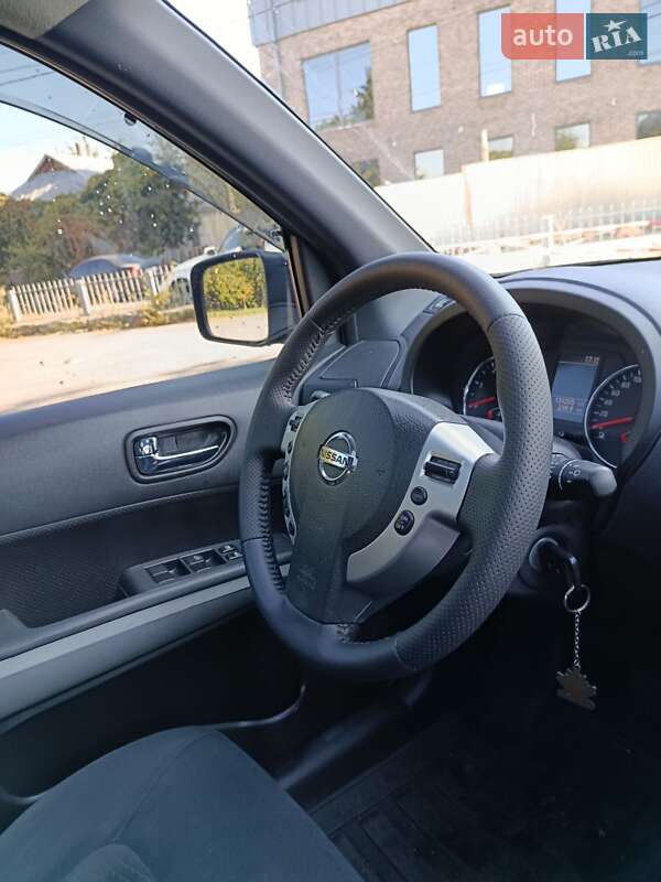 Внедорожник / Кроссовер Nissan X-Trail 2013 в Умани