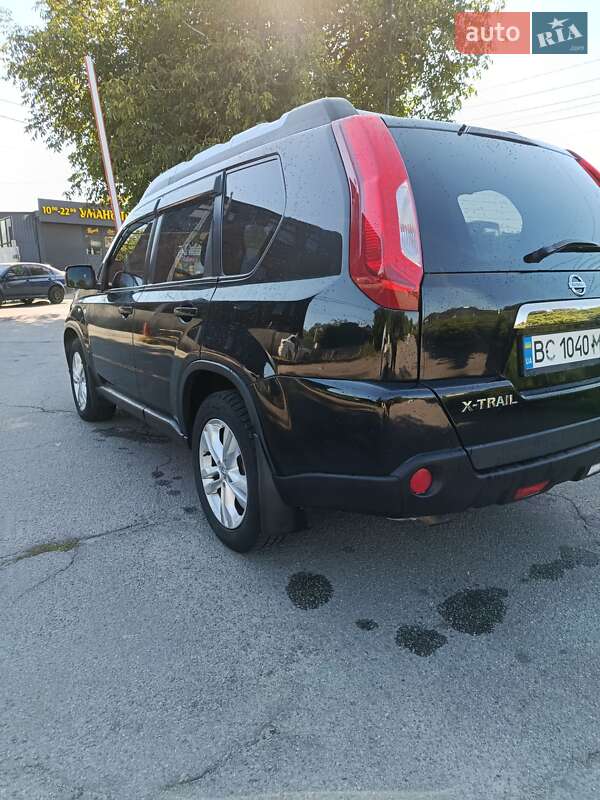 Внедорожник / Кроссовер Nissan X-Trail 2013 в Умани
