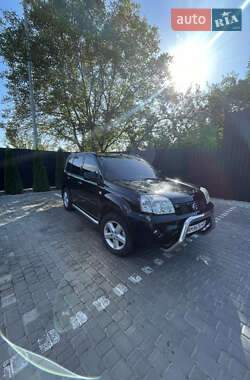 Позашляховик / Кросовер Nissan X-Trail 2004 в Звягелі