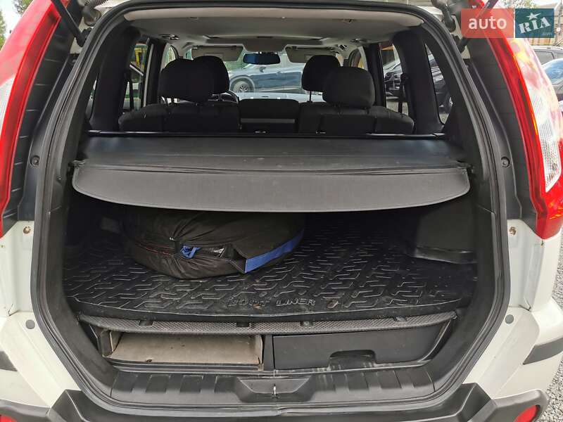 Внедорожник / Кроссовер Nissan X-Trail 2012 в Хмельницком