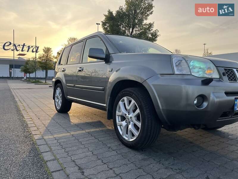 Внедорожник / Кроссовер Nissan X-Trail 2006 в Киеве