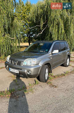 Внедорожник / Кроссовер Nissan X-Trail 2004 в Пятихатках