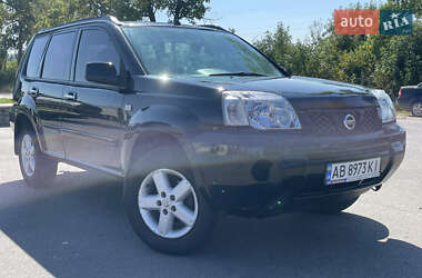 Внедорожник / Кроссовер Nissan X-Trail 2003 в 