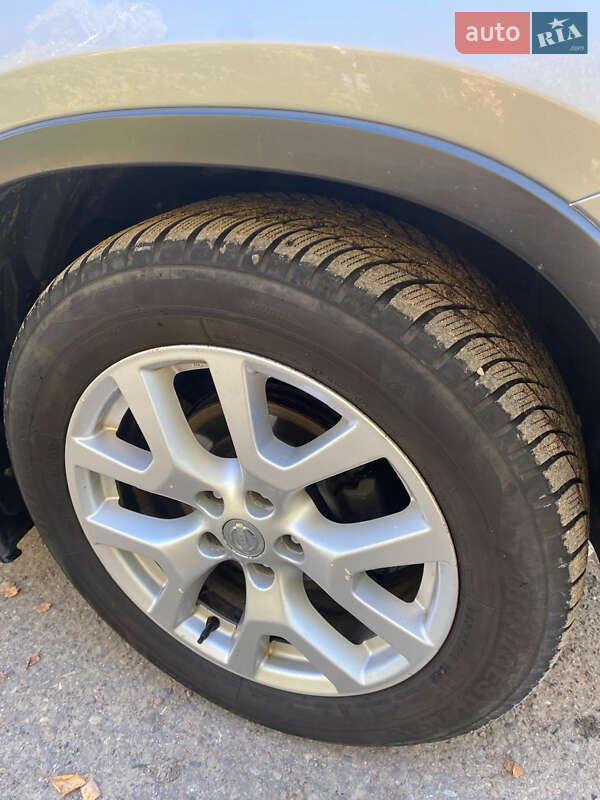 Позашляховик / Кросовер Nissan X-Trail 2012 в Сумах