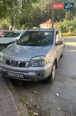 Позашляховик / Кросовер Nissan X-Trail 2004 в Кам'янець-Подільському