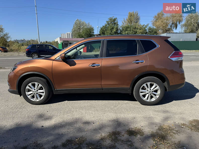 Позашляховик / Кросовер Nissan X-Trail 2014 в Києві