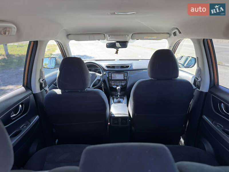 Позашляховик / Кросовер Nissan X-Trail 2014 в Києві