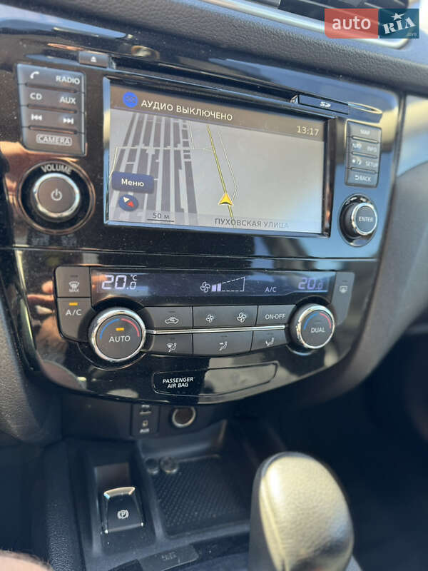 Позашляховик / Кросовер Nissan X-Trail 2014 в Києві