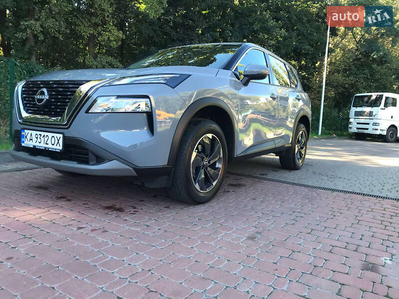 Позашляховик / Кросовер Nissan X-Trail 2024 в Києві