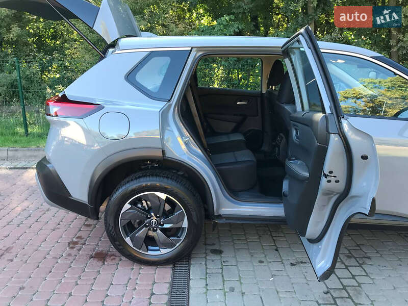 Позашляховик / Кросовер Nissan X-Trail 2024 в Києві