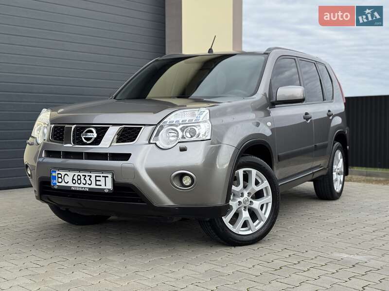 Позашляховик / Кросовер Nissan X-Trail 2010 в Стрию