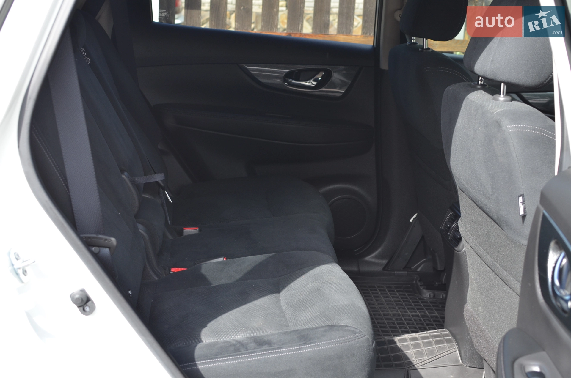 2015 Nissan X-Trail - мініатюра 16