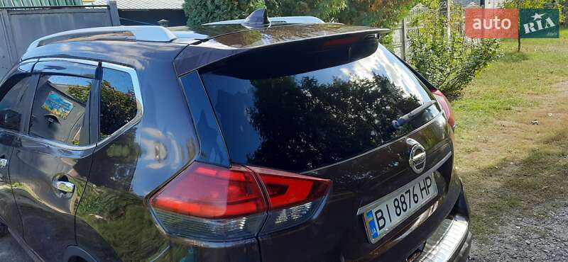 Позашляховик / Кросовер Nissan X-Trail 2017 в Новій Водолагі