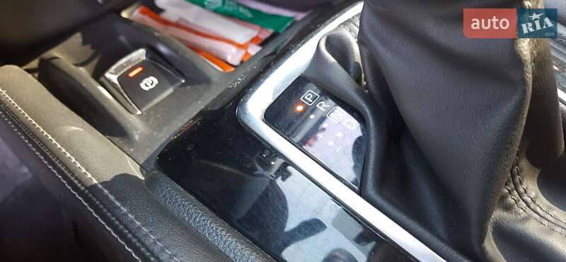 Позашляховик / Кросовер Nissan X-Trail 2017 в Новій Водолагі