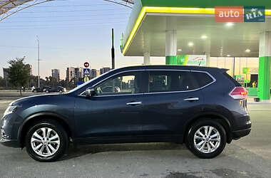 Внедорожник / Кроссовер Nissan X-Trail 2015 в 