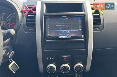 Внедорожник / Кроссовер Nissan X-Trail 2012 в 
